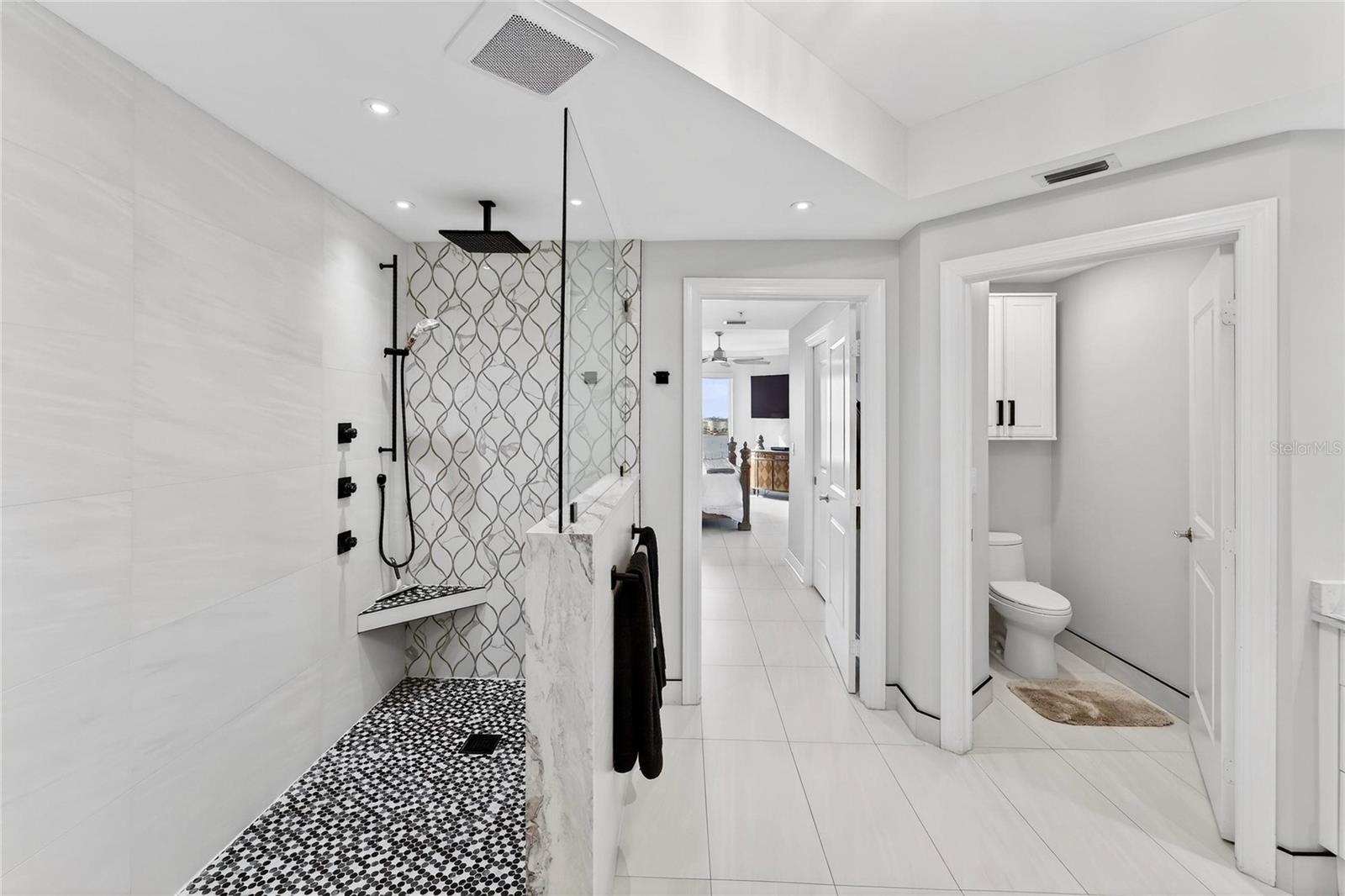 CASTILLO AT WESTSHORE YACHT CL - Residential