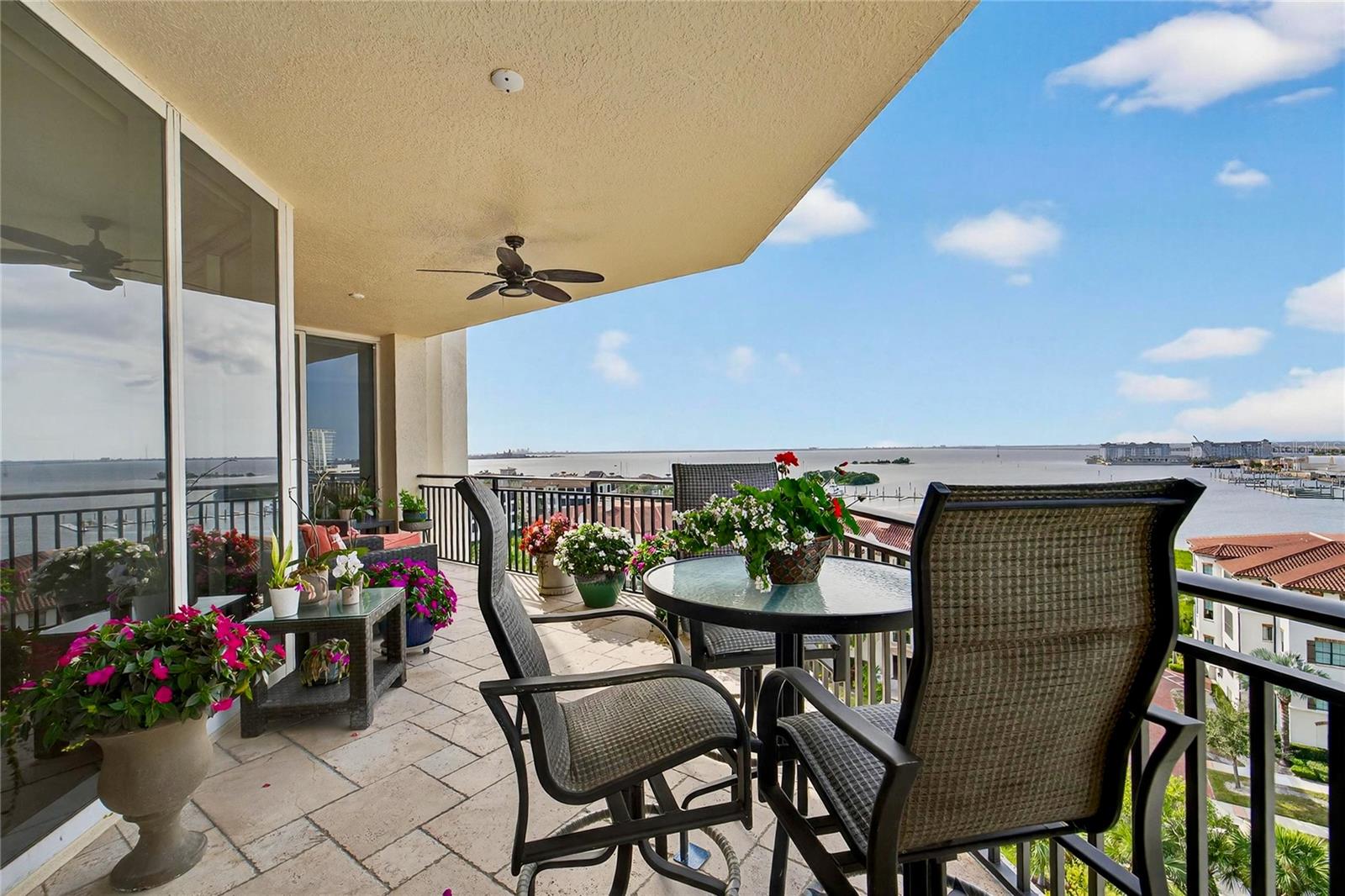 CASTILLO AT WESTSHORE YACHT CL - Residential