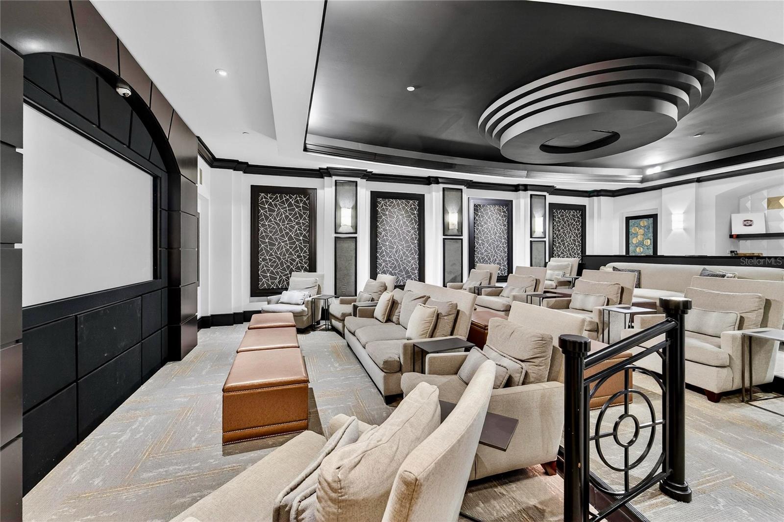 CASTILLO AT WESTSHORE YACHT CL - Residential