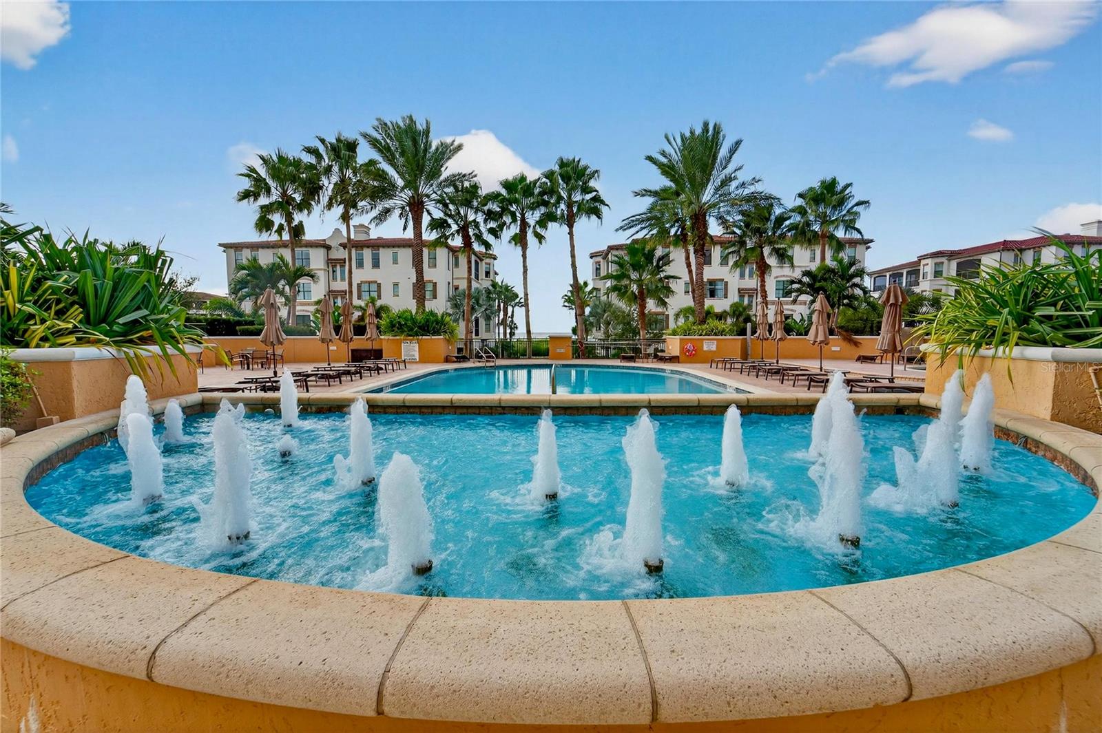 CASTILLO AT WESTSHORE YACHT CL - Residential