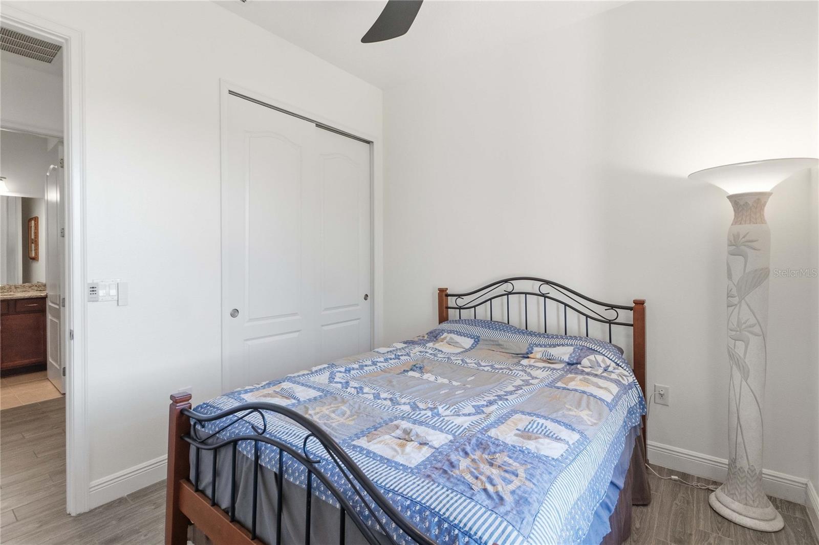 NORTHWEST LAKESIDE GROVES PH 1 - Residential