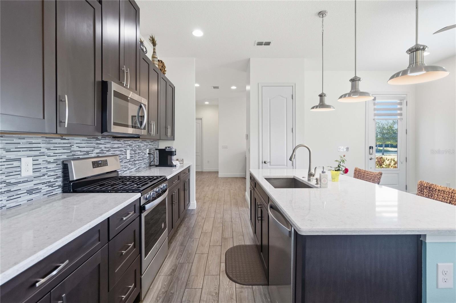 NORTHWEST LAKESIDE GROVES PH 1 - Residential