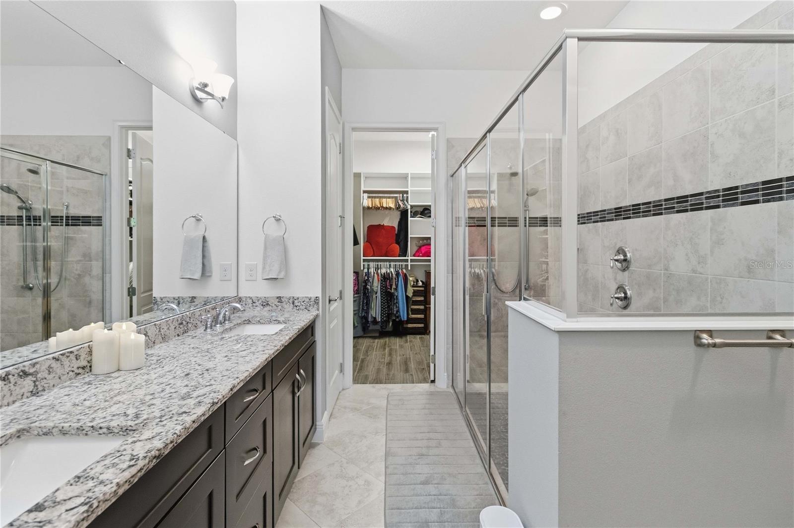 NORTHWEST LAKESIDE GROVES PH 1 - Residential