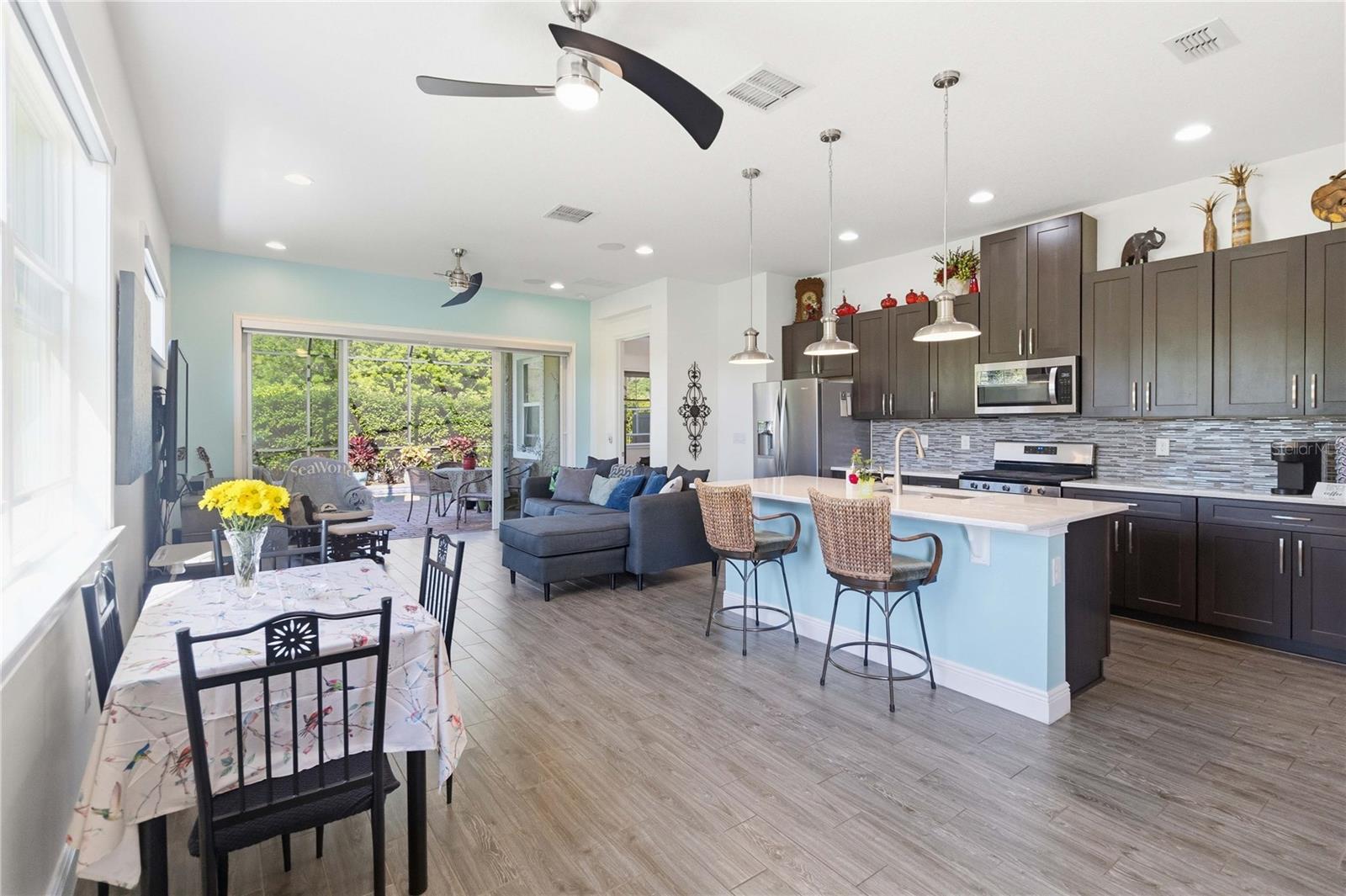 NORTHWEST LAKESIDE GROVES PH 1 - Residential