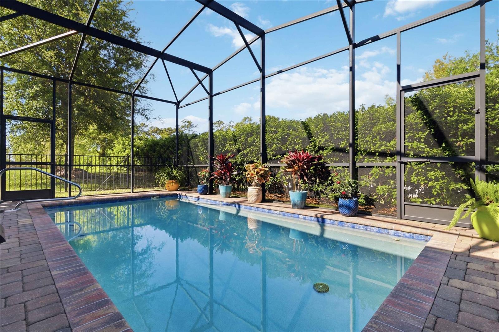 NORTHWEST LAKESIDE GROVES PH 1 - Residential