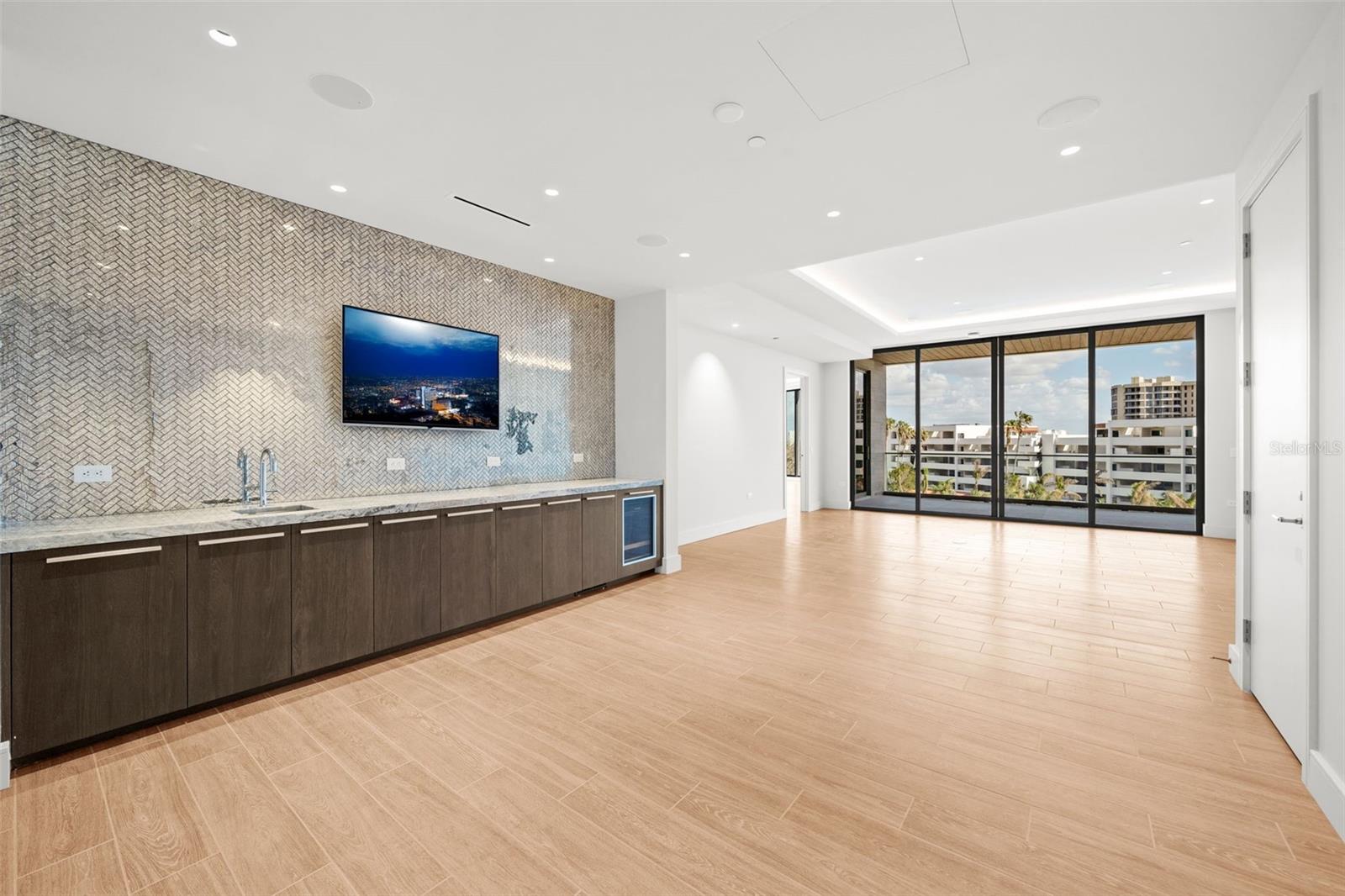 ST. REGIS LONGBOAT KEY - Residential