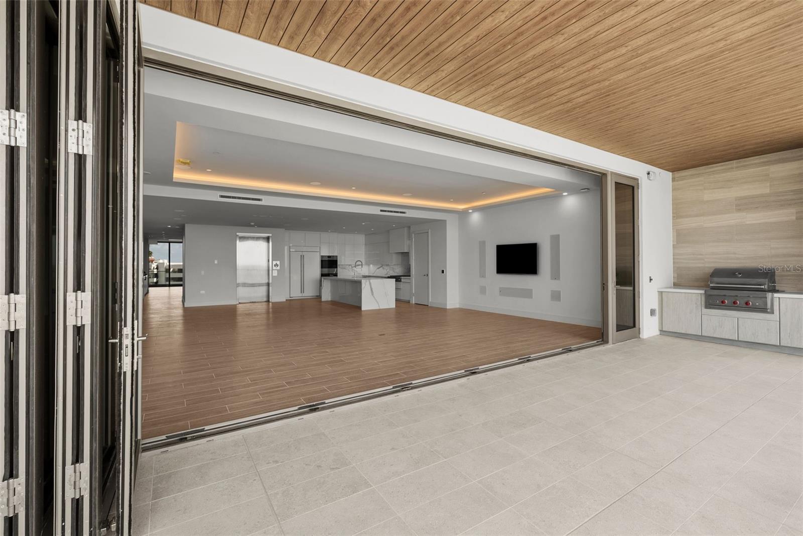 ST. REGIS LONGBOAT KEY - Residential