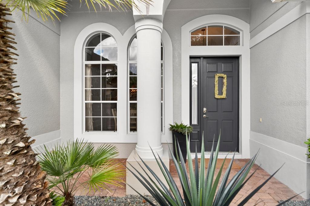 404 THOROUGHBRED WAY