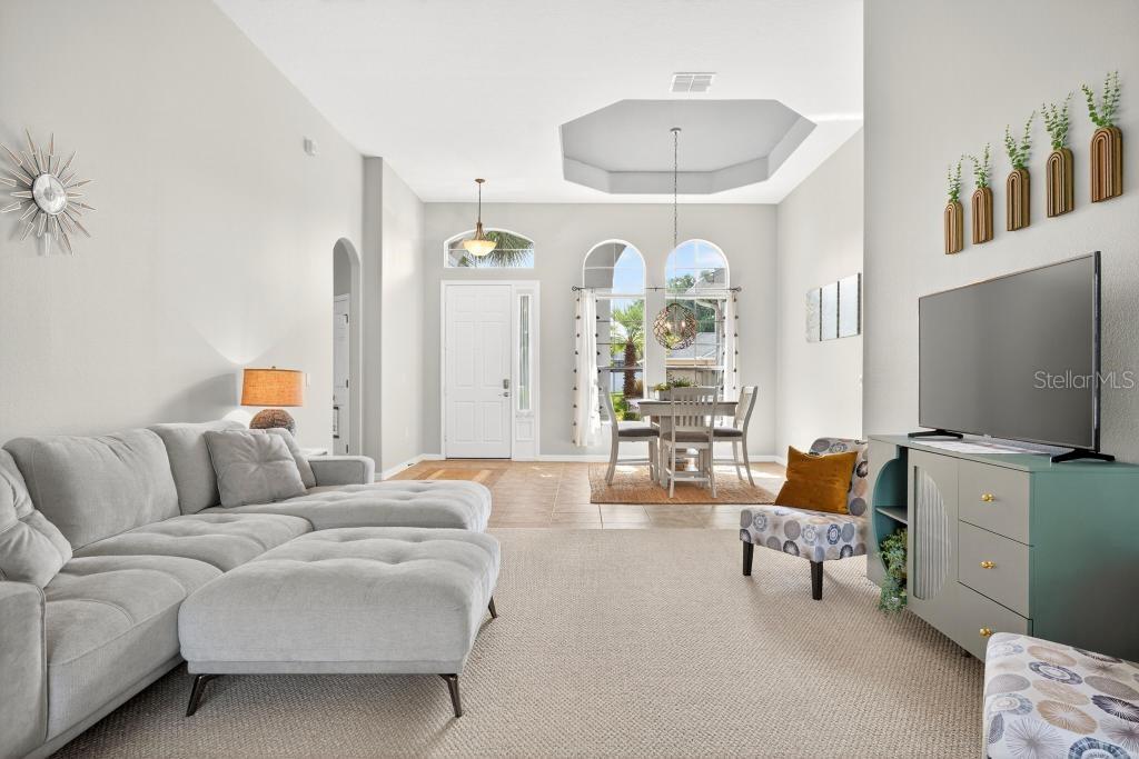 404 THOROUGHBRED WAY