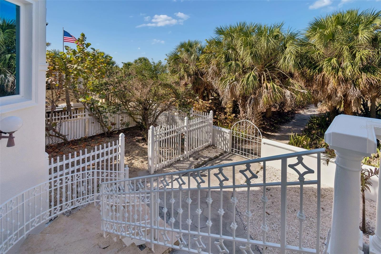 COLONIAL CORP REP - Residential