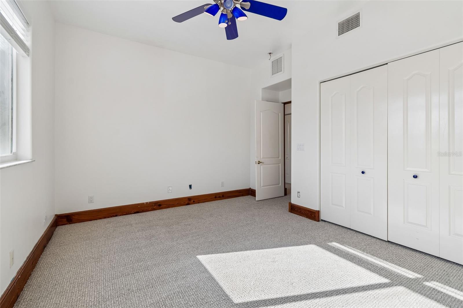 COLONIAL CORP REP - Residential