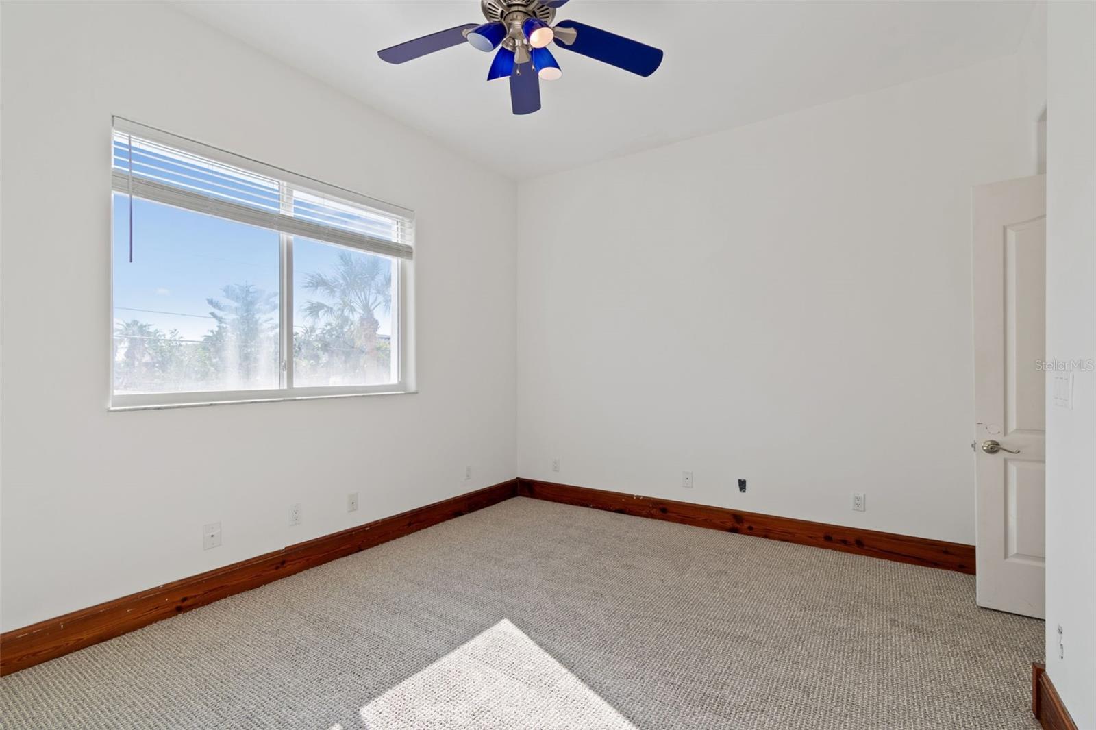 COLONIAL CORP REP - Residential