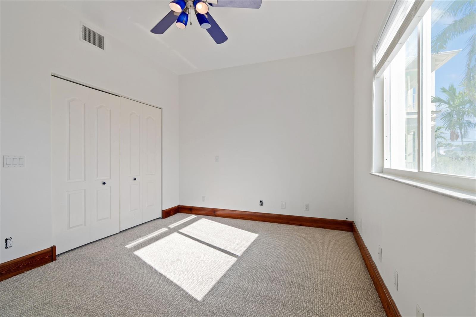 COLONIAL CORP REP - Residential