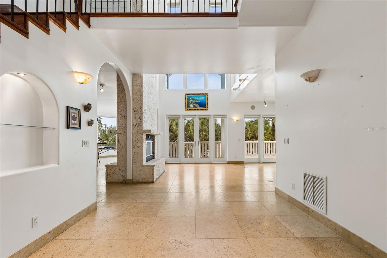 COLONIAL CORP REP - Residential