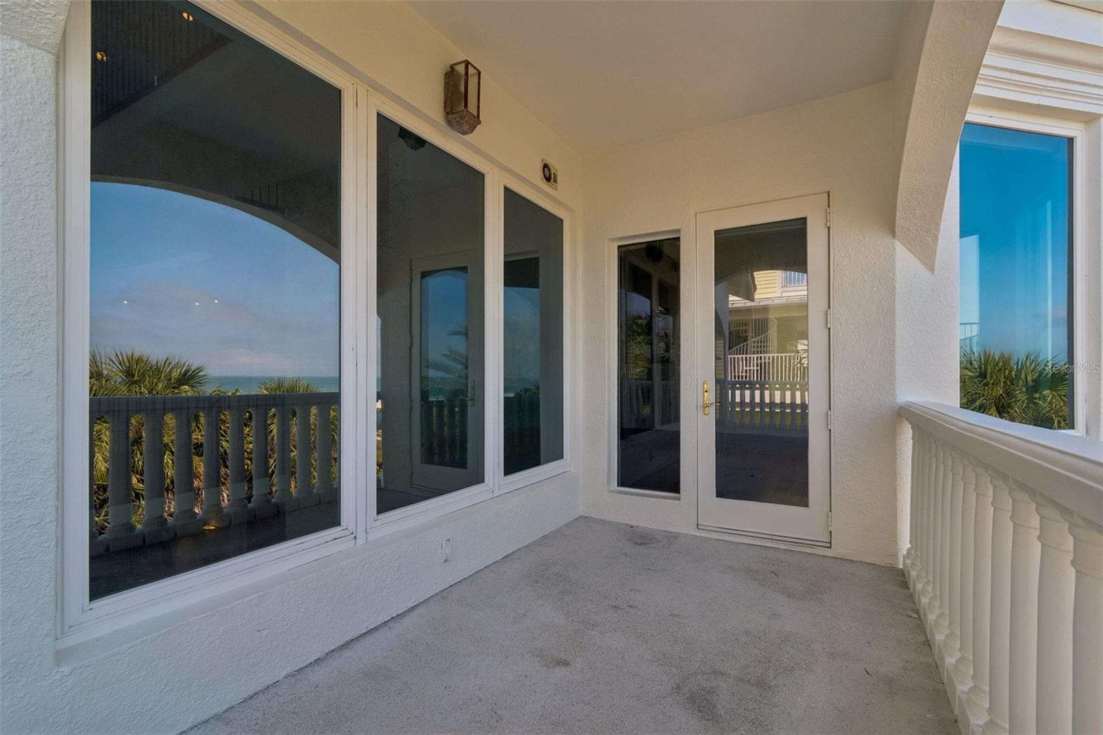 COLONIAL CORP REP - Residential