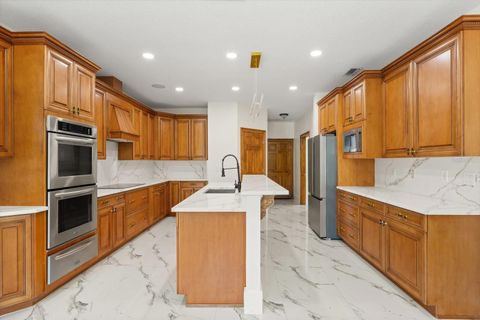 Tiny photo for 27012 Grand Oak Lane, Tavares, FL 32778 (MLS # O6401285)