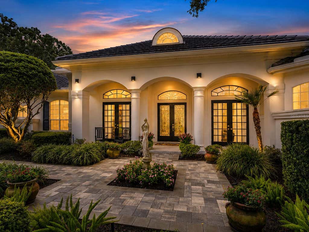 Photo of 9004 Great Heron Circle, Orlando, FL 32836 (MLS # O6424368)