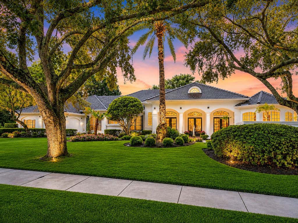 Photo of 9004 Great Heron Circle, Orlando, FL 32836 (MLS # O6424368)