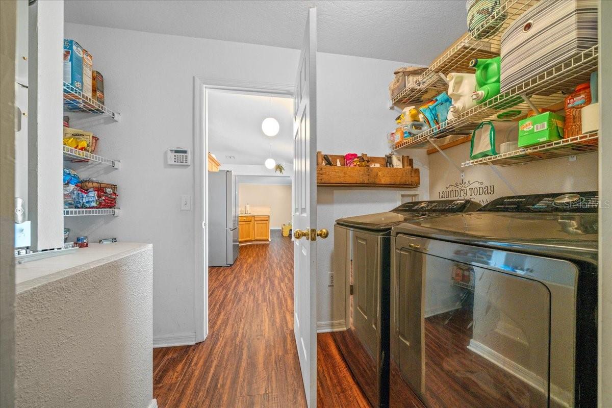 SILVER SPGS SHORES UN 19 - Residential