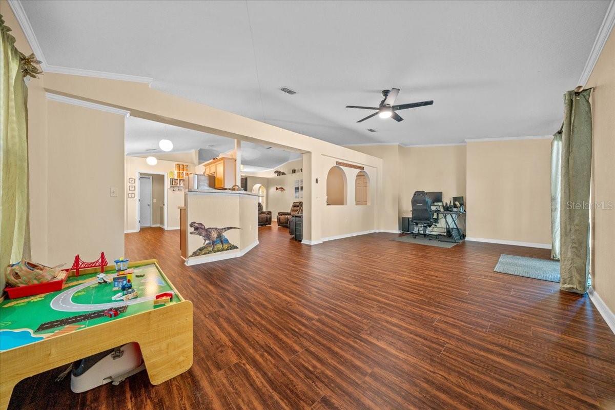 SILVER SPGS SHORES UN 19 - Residential