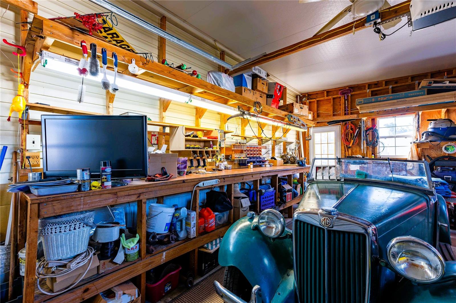 BETMAR ACRES - Residential