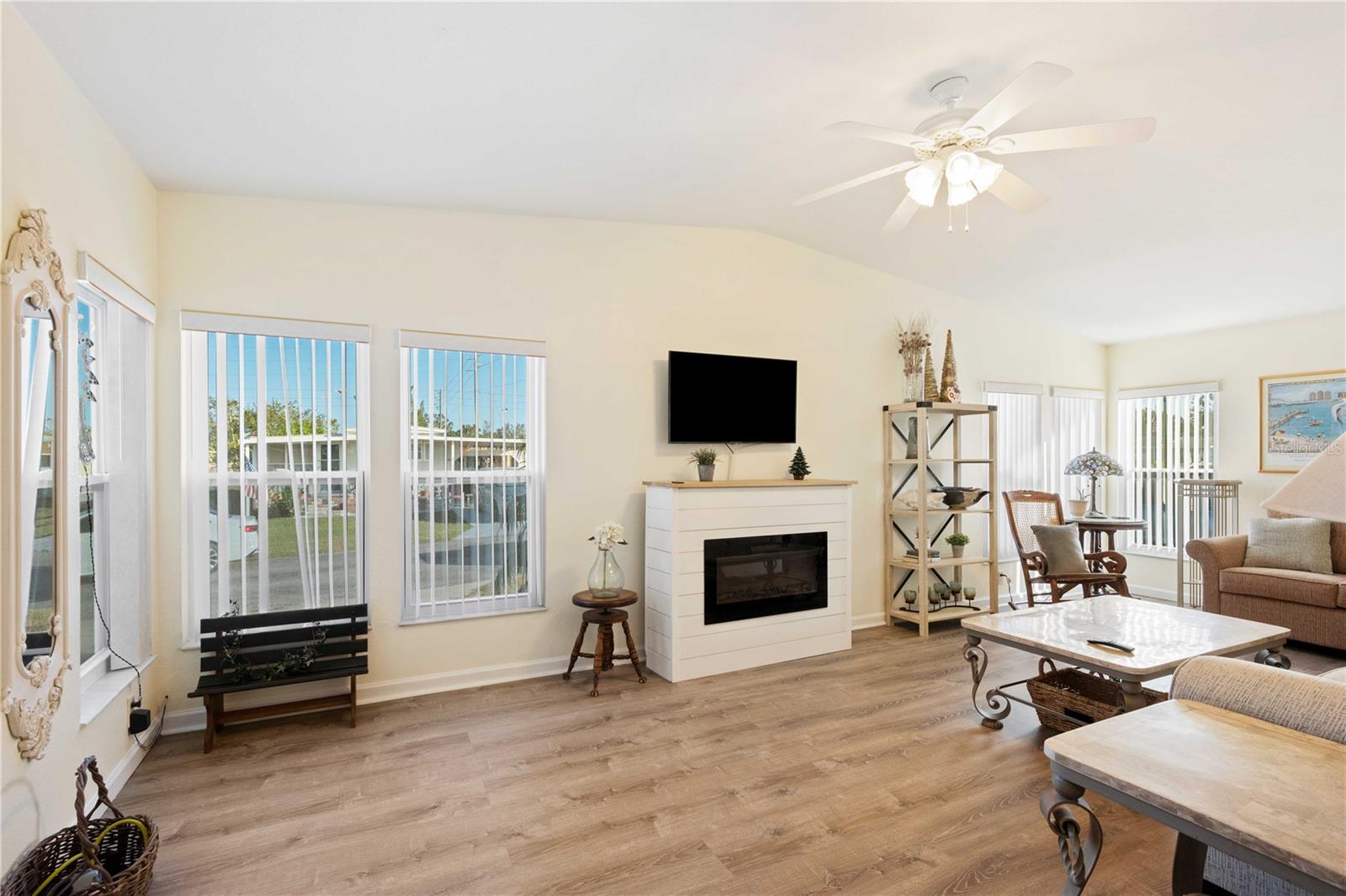 BETMAR ACRES - Residential