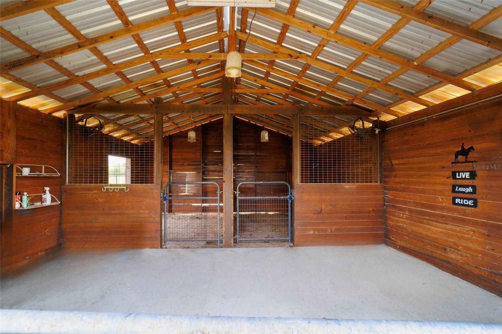 LAKESIDE AT LAKE BRYANT - Farm