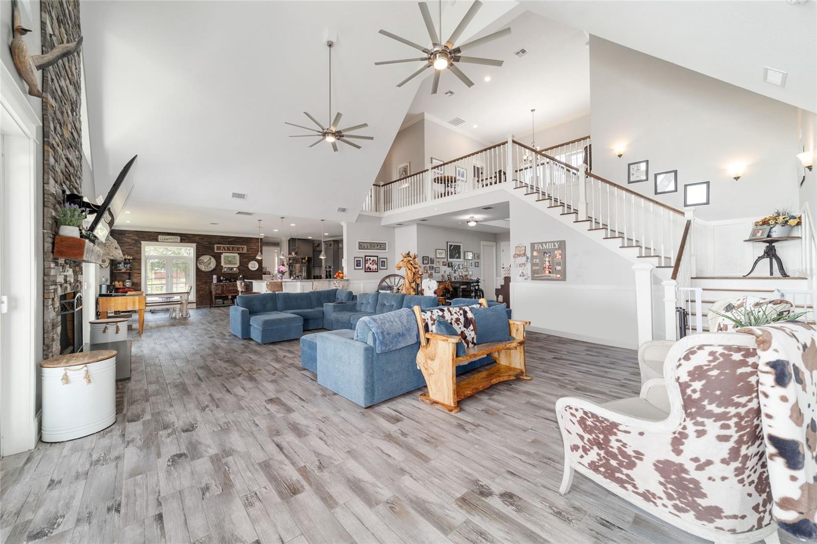 LAKESIDE AT LAKE BRYANT - Farm