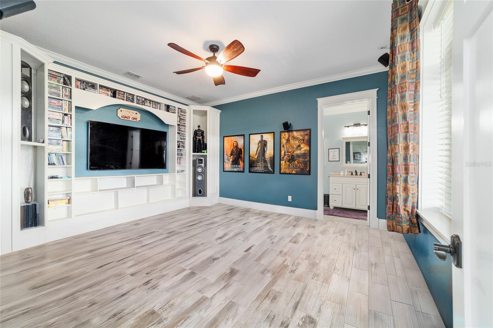 LAKESIDE AT LAKE BRYANT - Farm