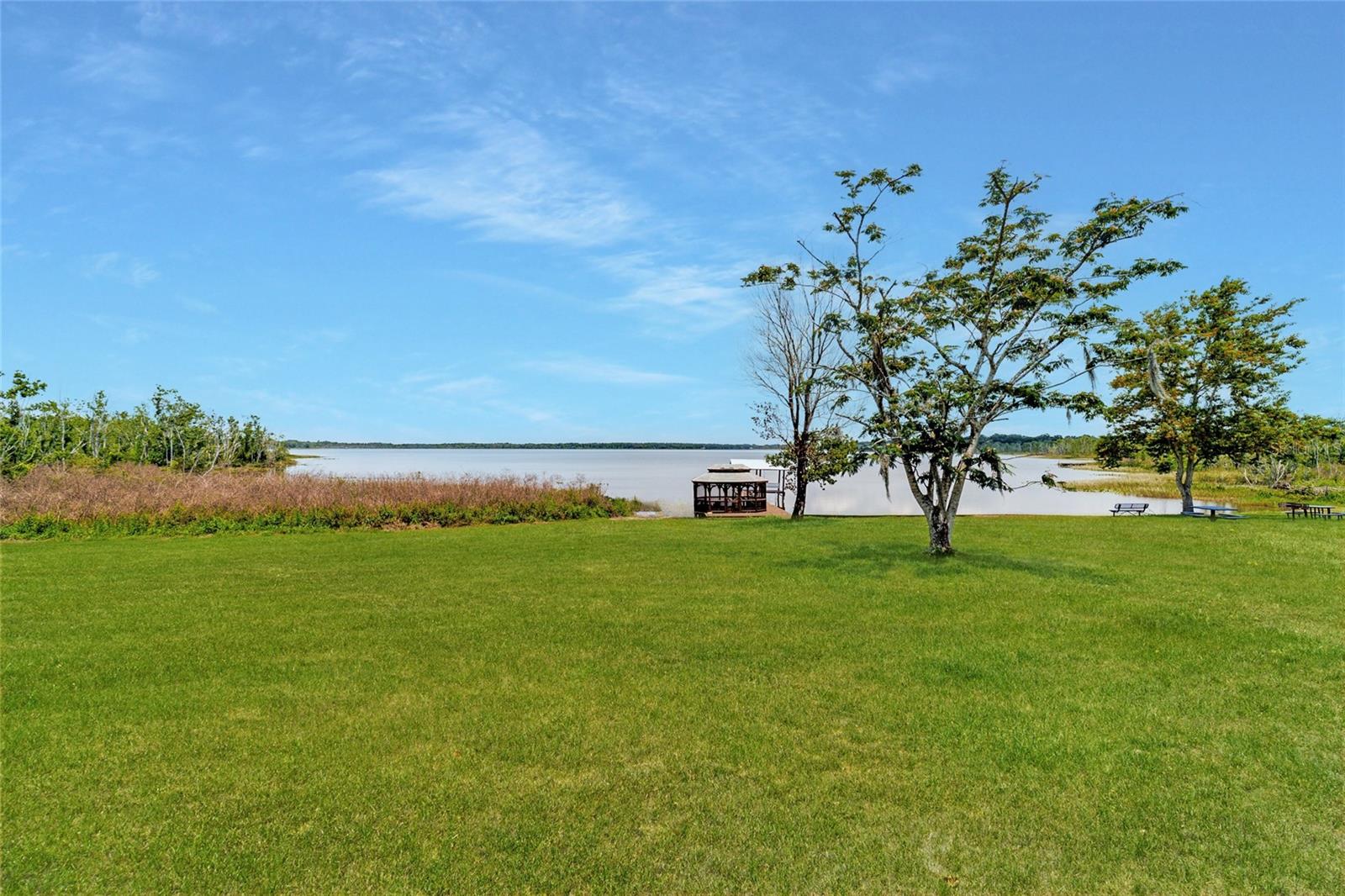 LAKESIDE AT LAKE BRYANT - Farm