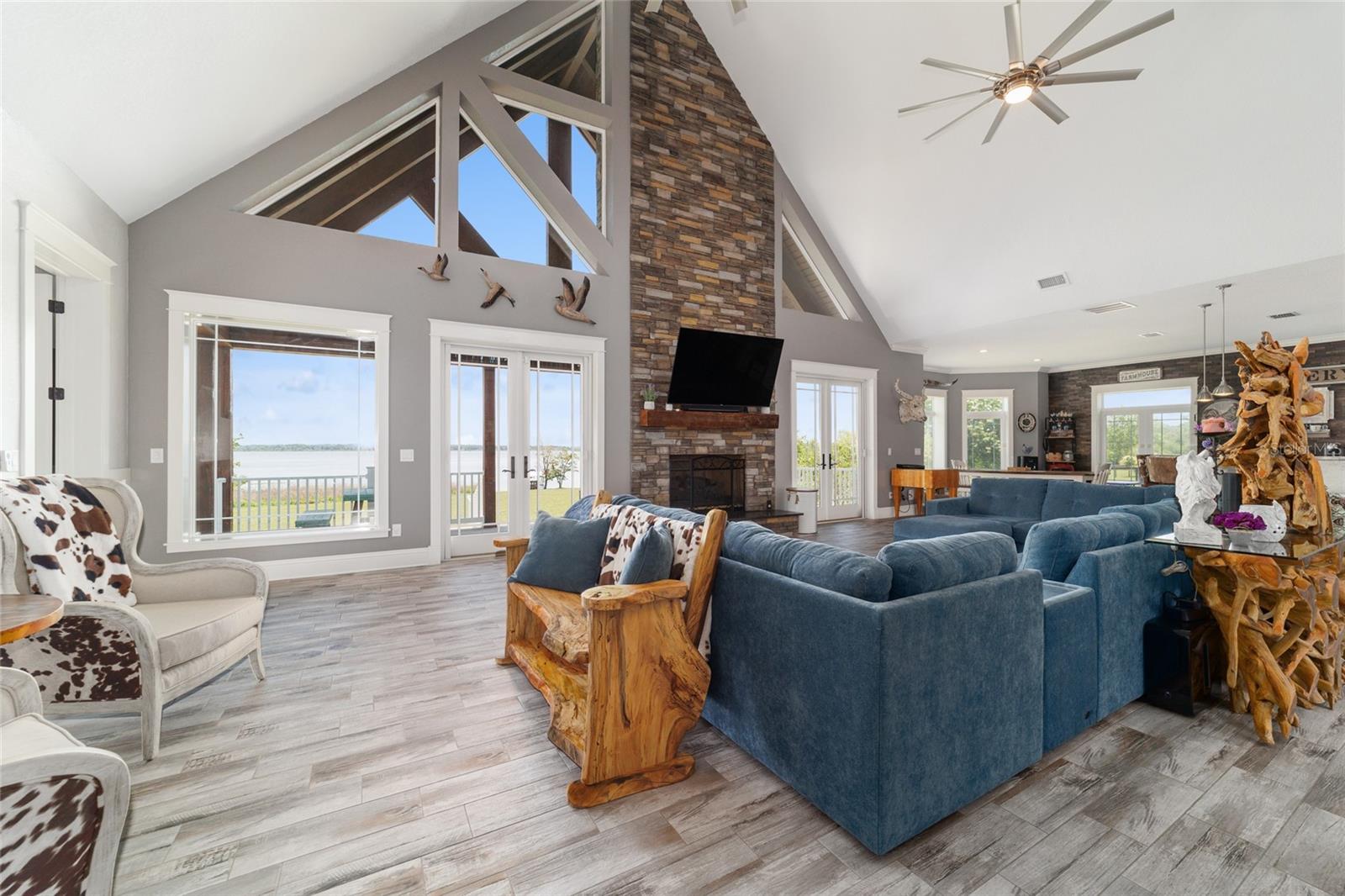 LAKESIDE AT LAKE BRYANT - Farm