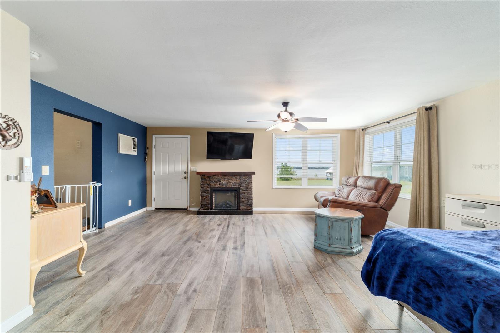 LAKESIDE AT LAKE BRYANT - Farm