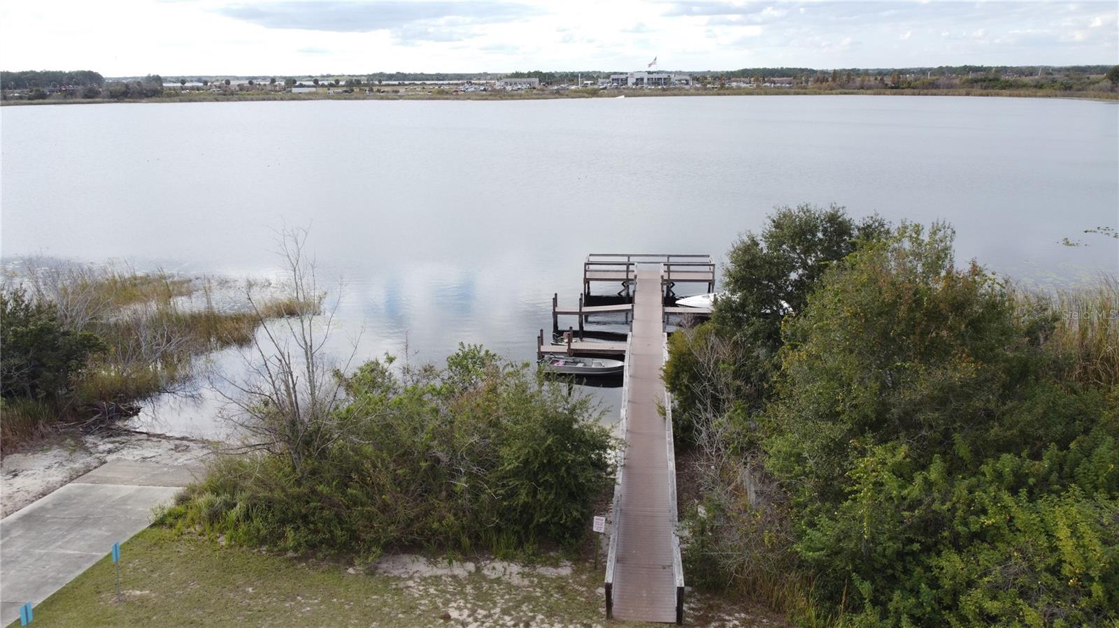 CALABAY PARC AT TOWER LAKE - Land