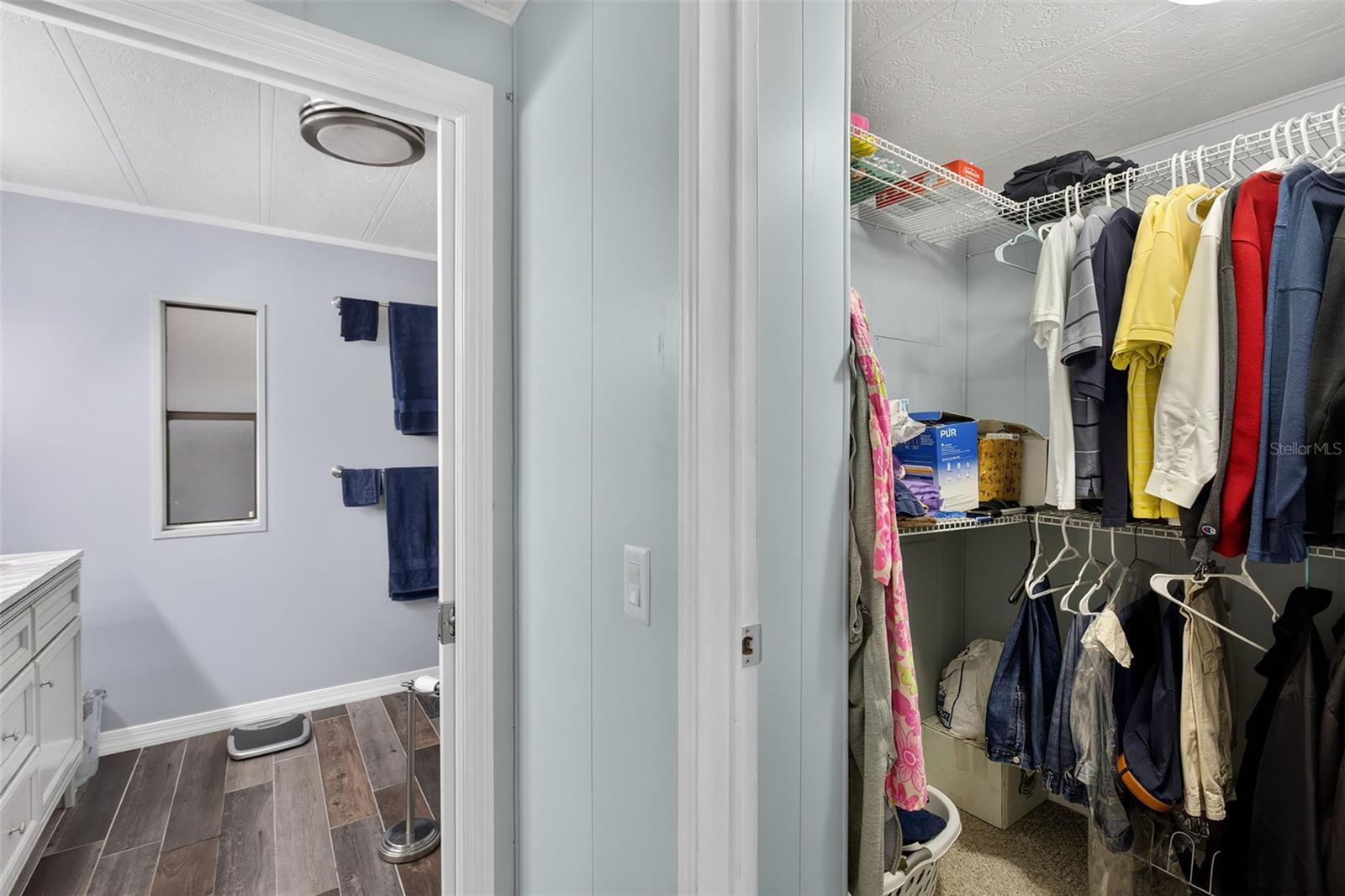 LA CASA MHP CO-OP - Residential