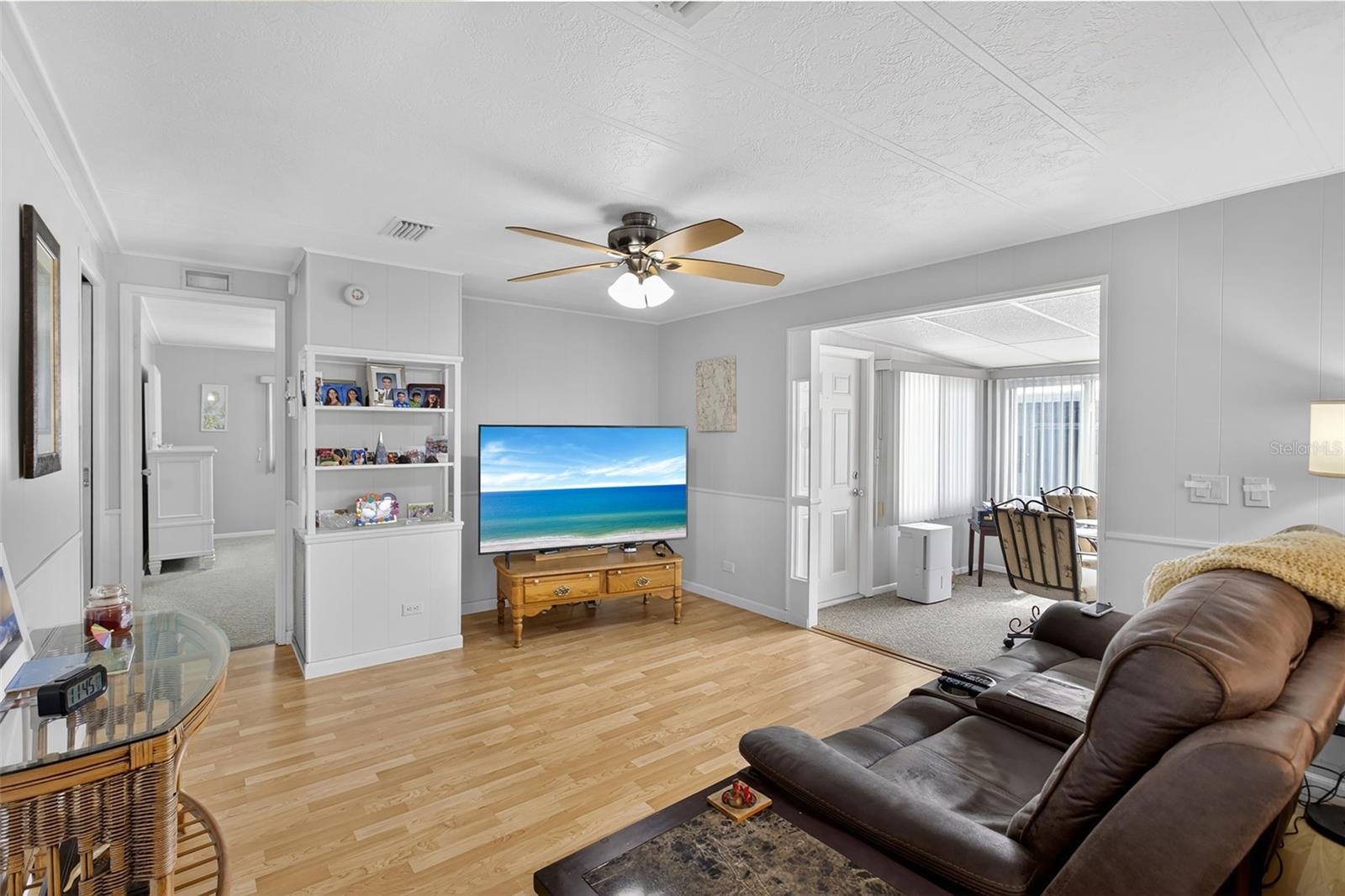 LA CASA MHP CO-OP - Residential