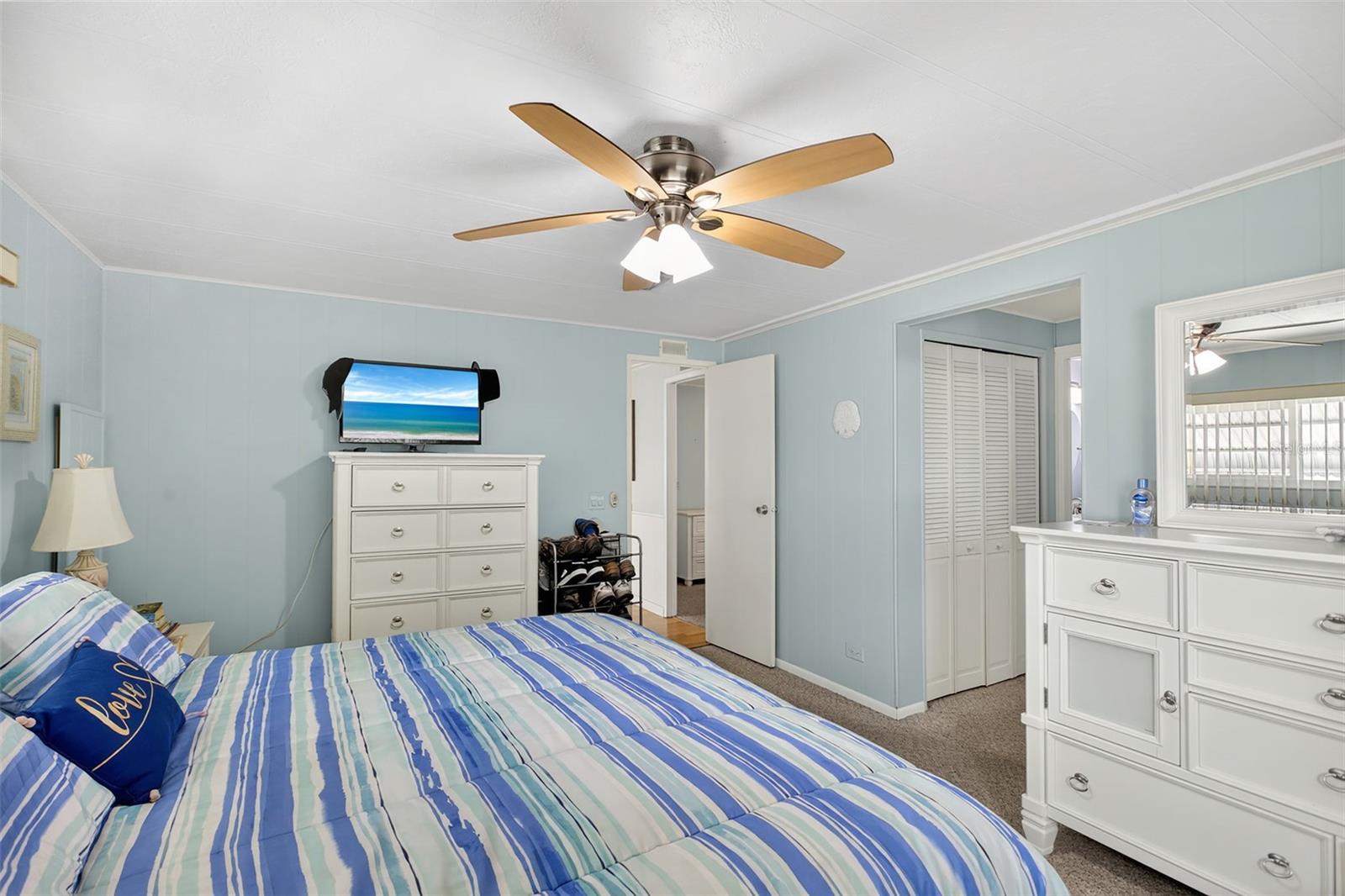 LA CASA MHP CO-OP - Residential