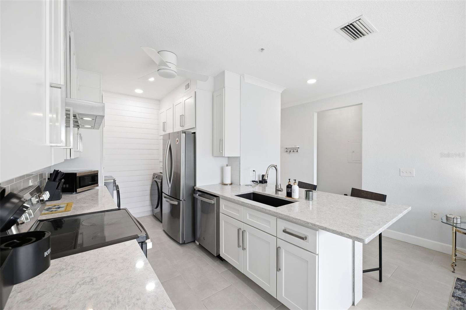 MAINSTREET AT BRADENTON - Residential