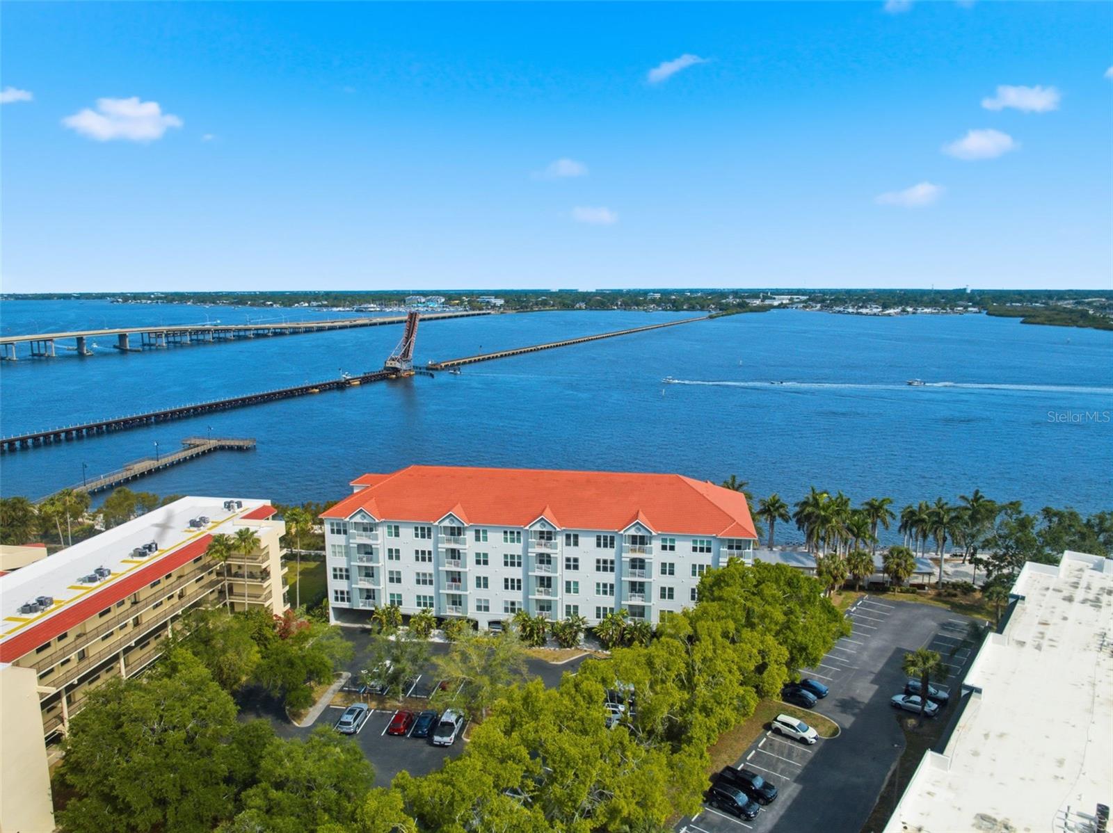 MAINSTREET AT BRADENTON - Residential