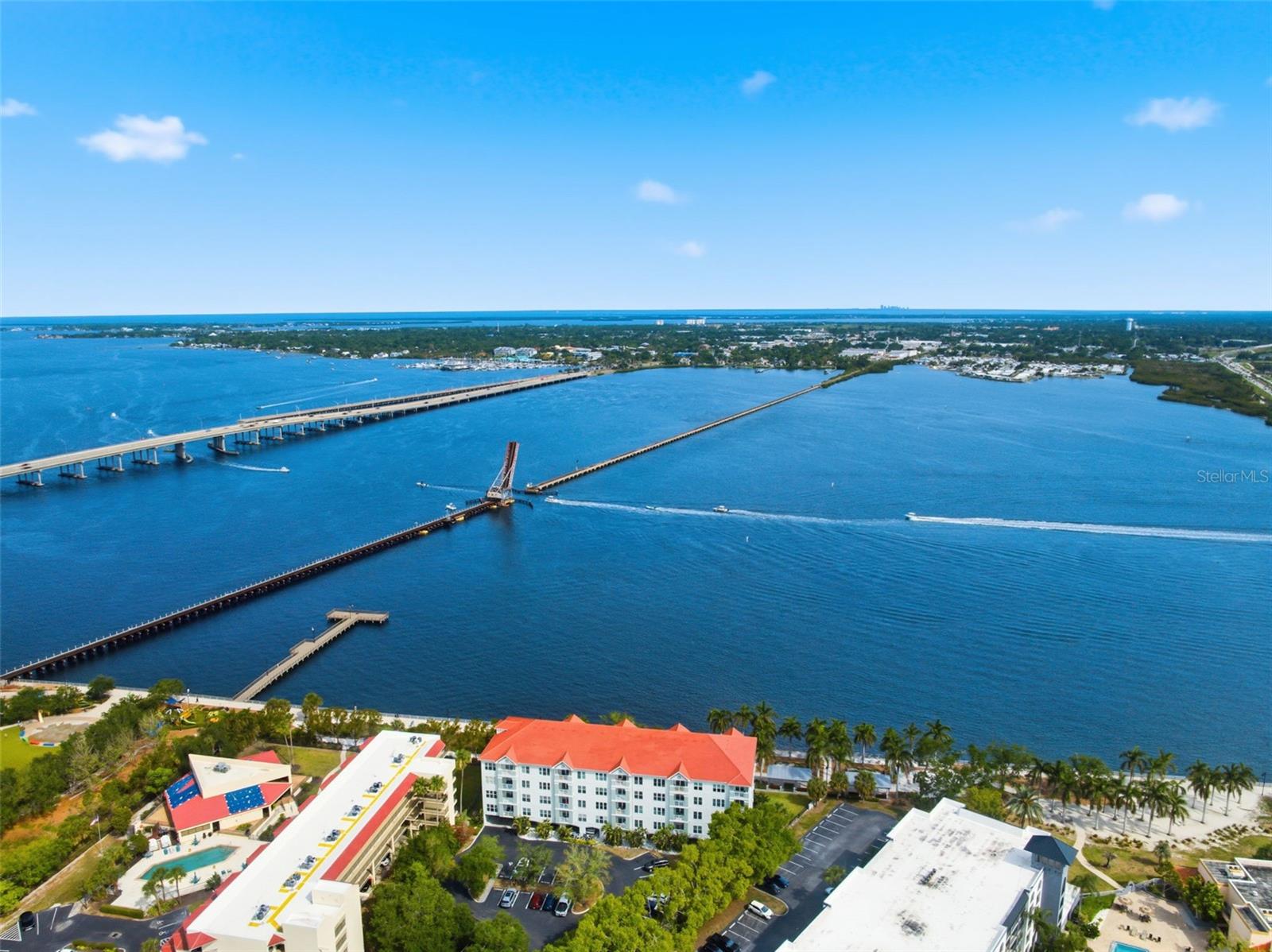 MAINSTREET AT BRADENTON - Residential