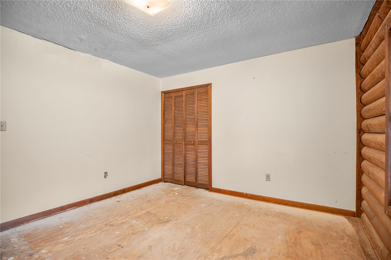 DELTONA LAKES UNIT 63 - Residential