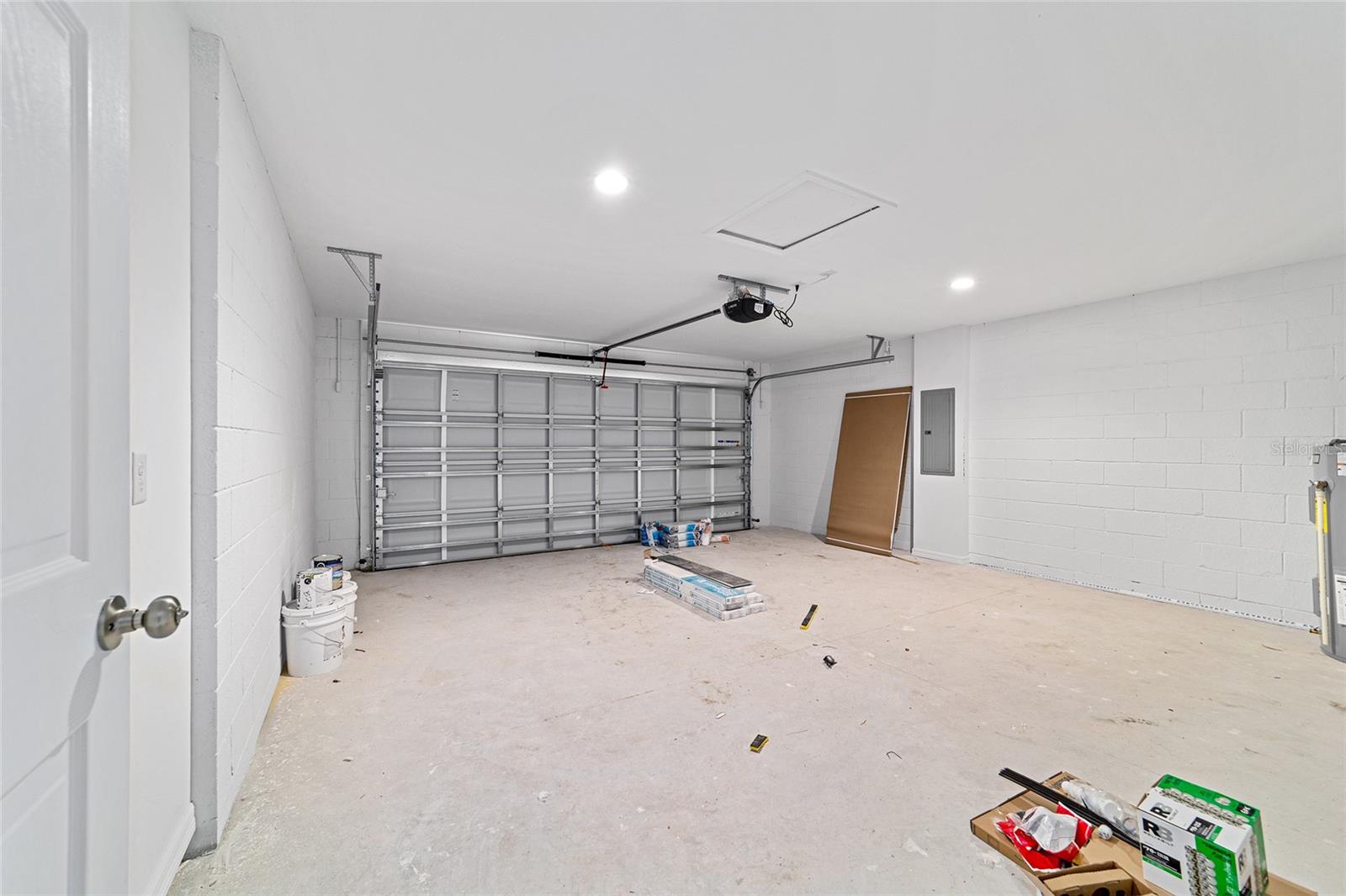 TRAILS E - Residential Lease