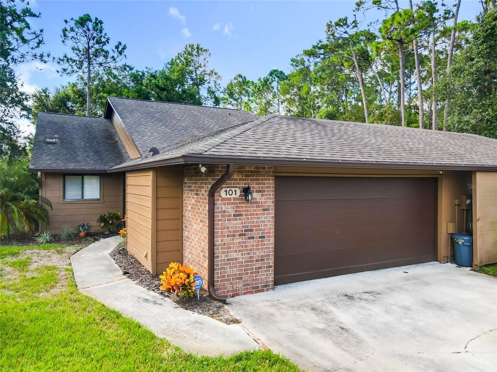 Photo of 101 Cotton Seed Trail, Ormond Beach, FL 32174 (MLS # V4945077)