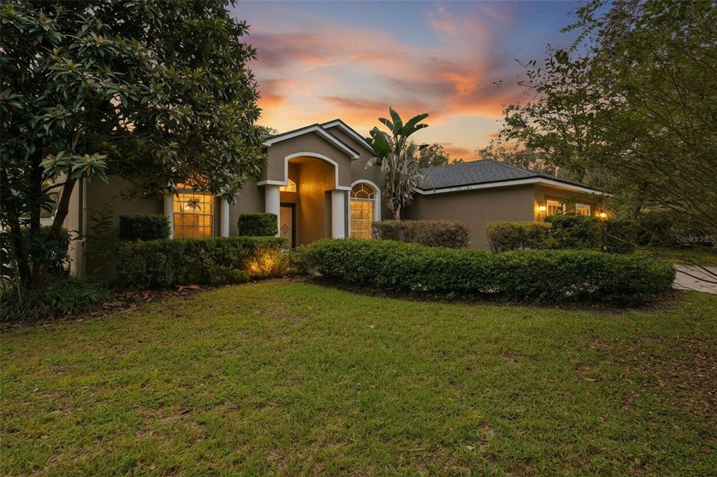 Photo of 10335 N Dauphine Terrace, Dunnellon, FL 34433 (MLS # TB8441230)