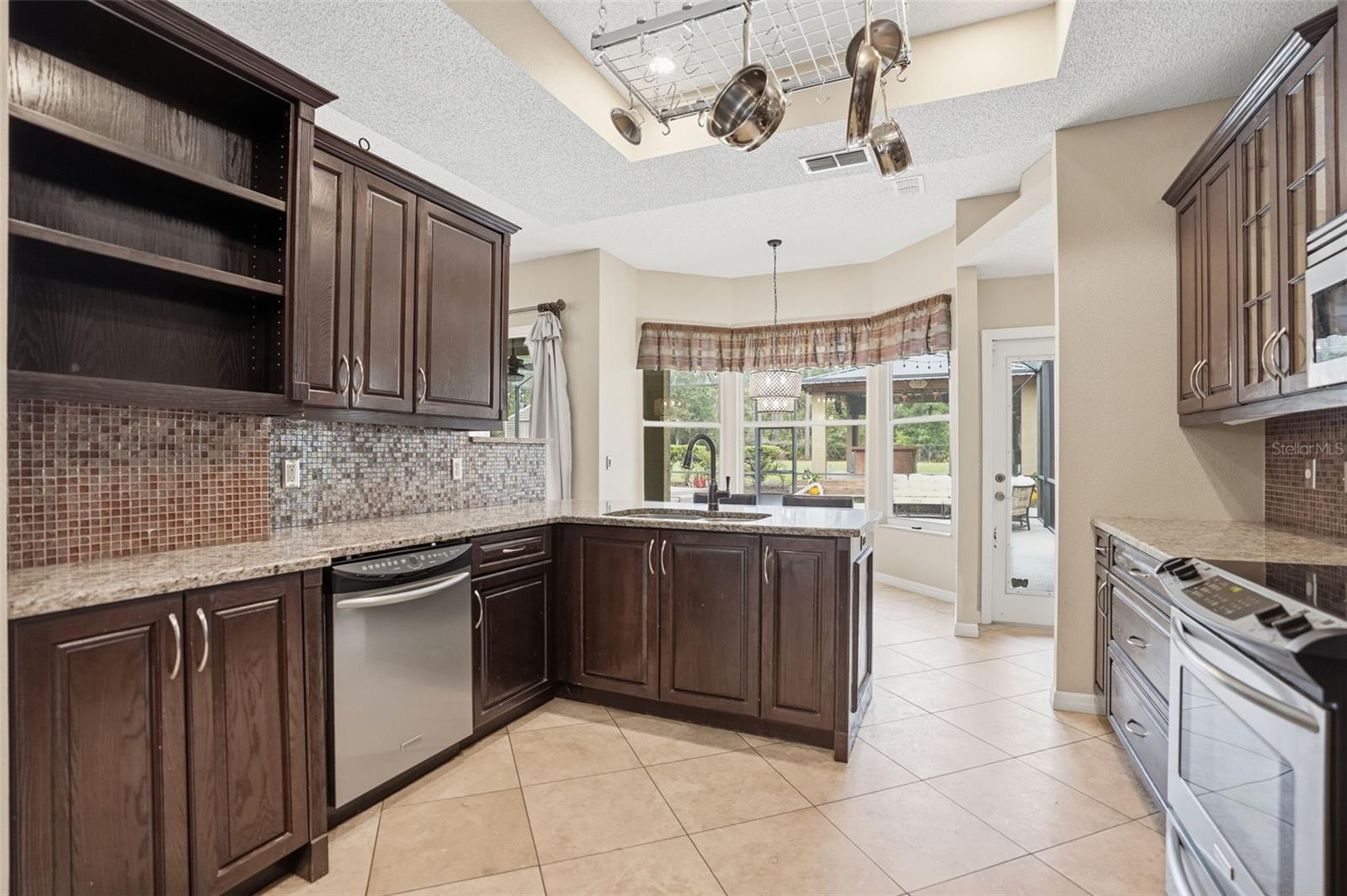 LAKE ROUSSEAU CTRY ESTATES UNIT 02 - Residential