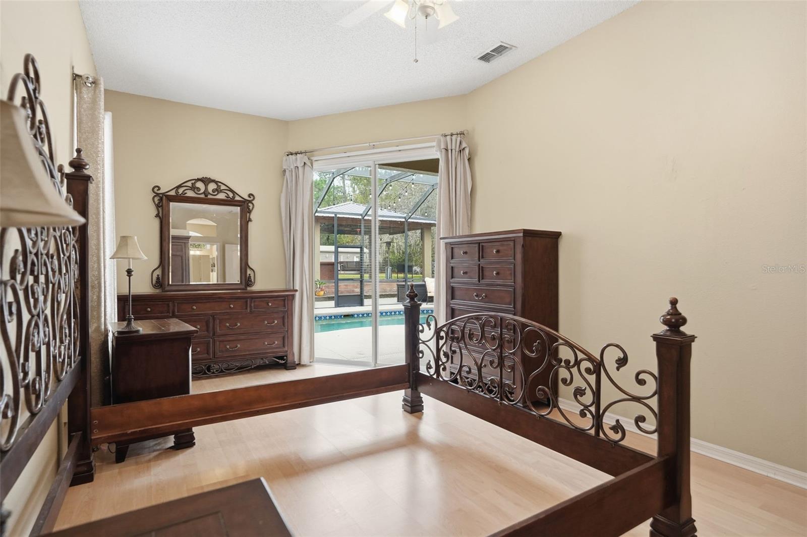 LAKE ROUSSEAU CTRY ESTATES UNIT 02 - Residential