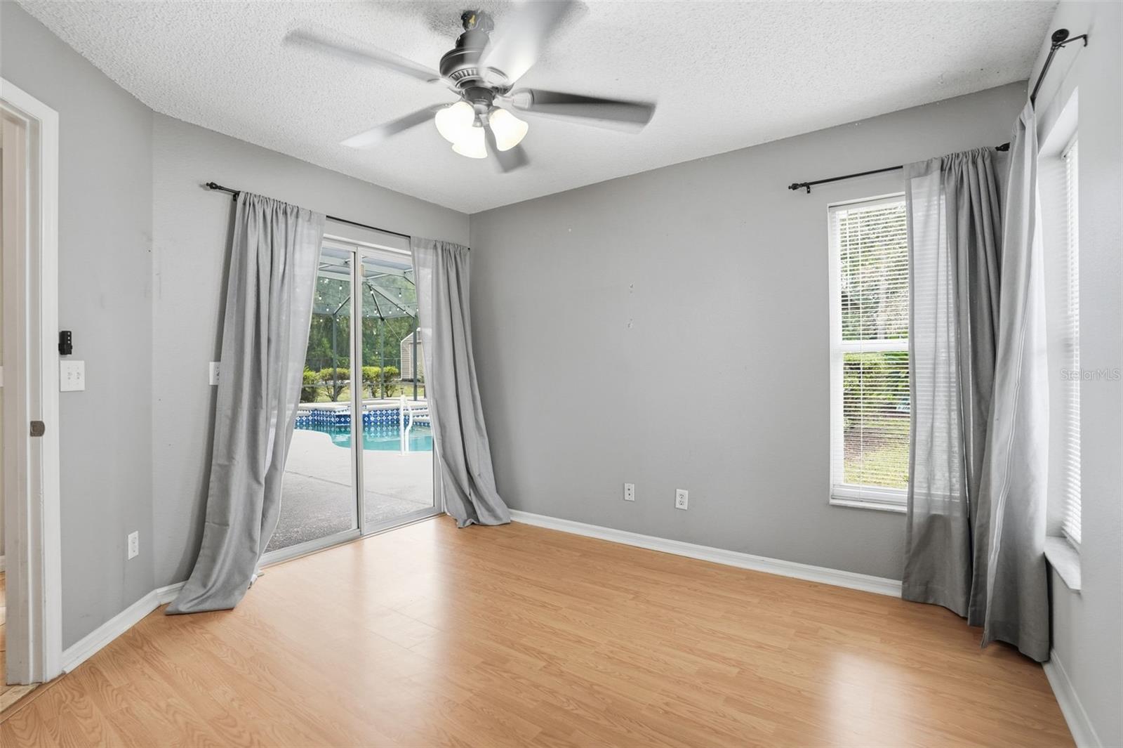 LAKE ROUSSEAU CTRY ESTATES UNIT 02 - Residential