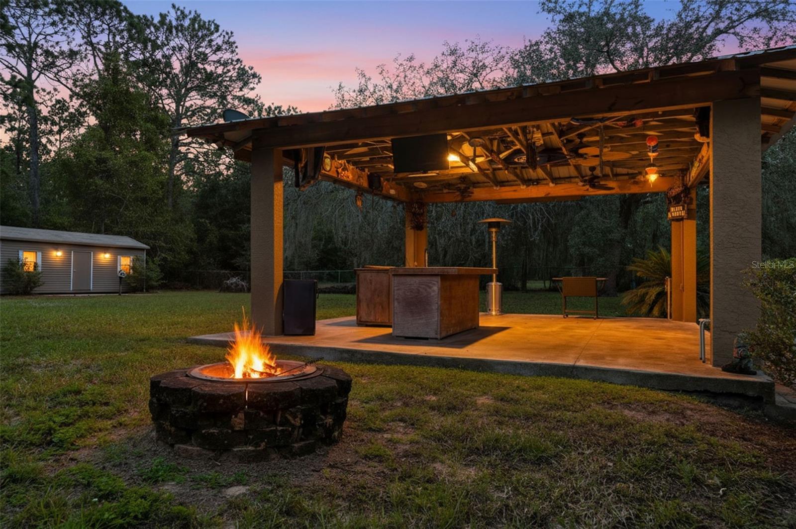 LAKE ROUSSEAU CTRY ESTATES UNIT 02 - Residential