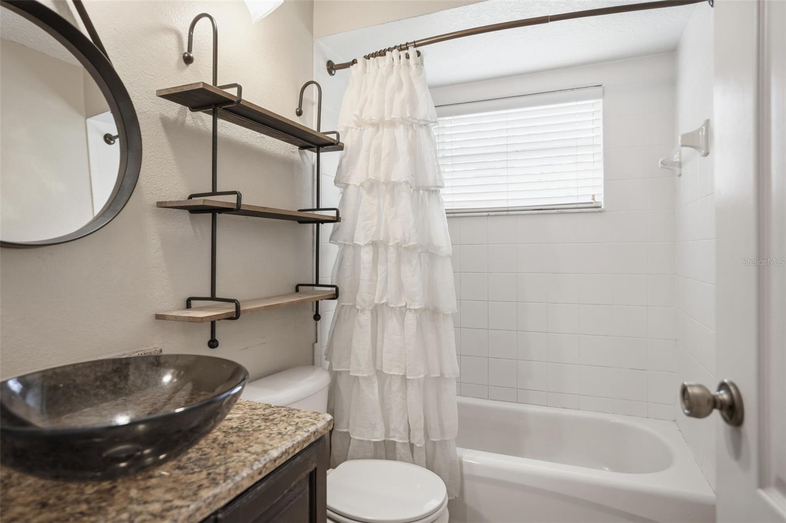 LAKE ROUSSEAU CTRY ESTATES UNIT 02 - Residential