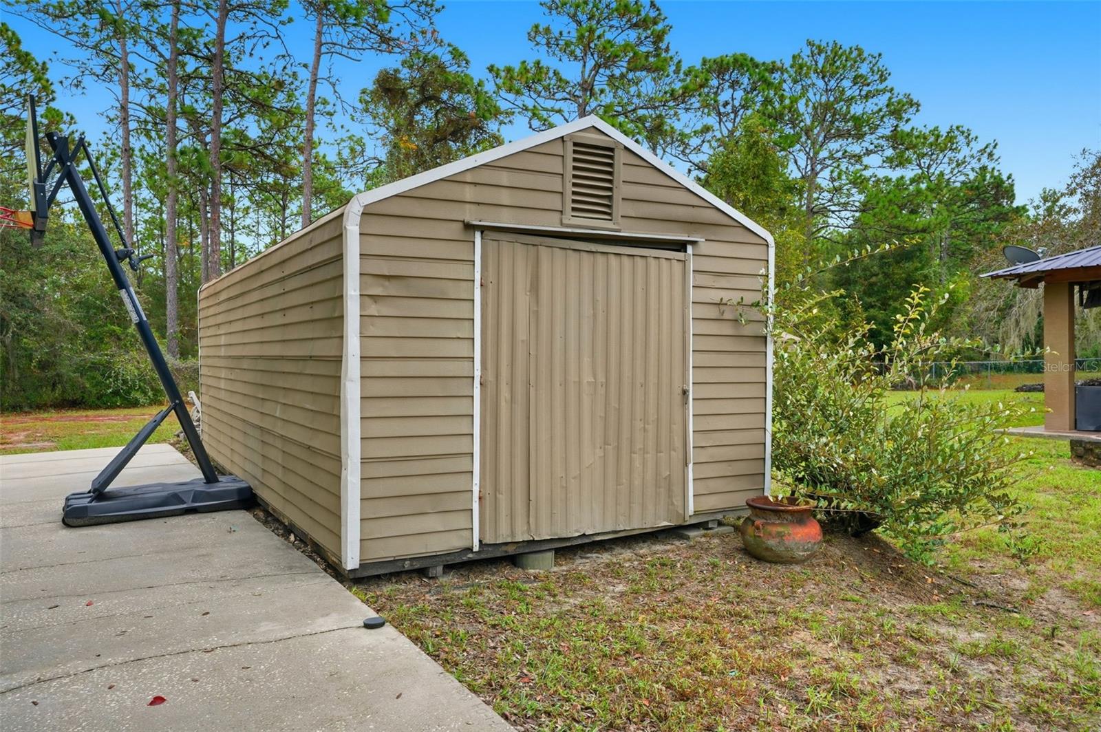 LAKE ROUSSEAU CTRY ESTATES UNIT 02 - Residential