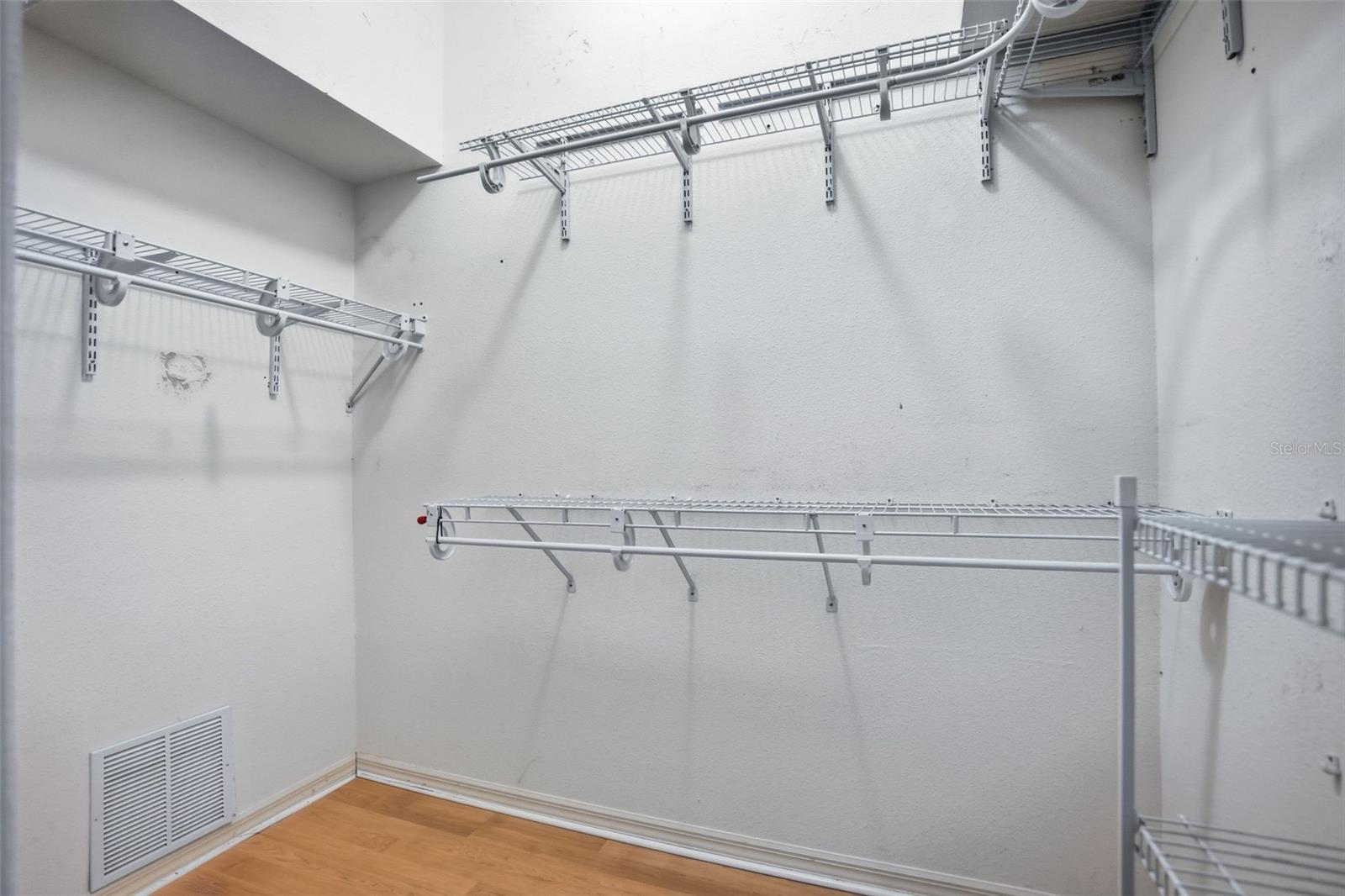 LAKE ROUSSEAU CTRY ESTATES UNIT 02 - Residential